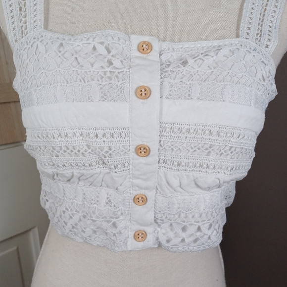 Goa Beachwear By Japna Women Sleeveless Crop Top Large White -Button Accents - Picture 5 of 14